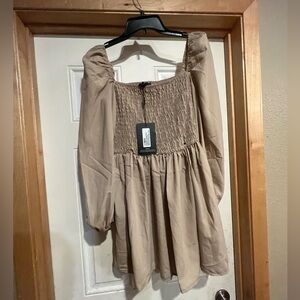 NWT Pretty little thing smocked Dress
